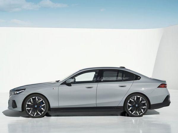2024 BMW 5 Serisi i5 M60