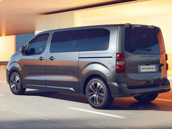 2024 Peugeot Expert Traveller 2.0 Allure