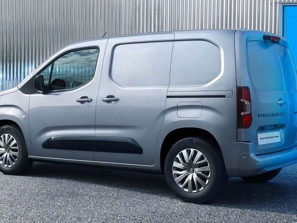 2024 Peugeot Partner Van 1.5 BlueHDi Comfort AT