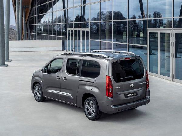 2024 Toyota Proace City 1.5 Flame X-Pack AT