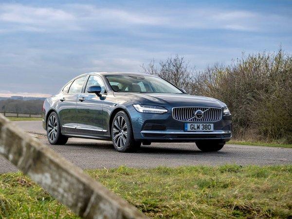 2024 Volvo S90 Recharge T8 AWD Ultimate